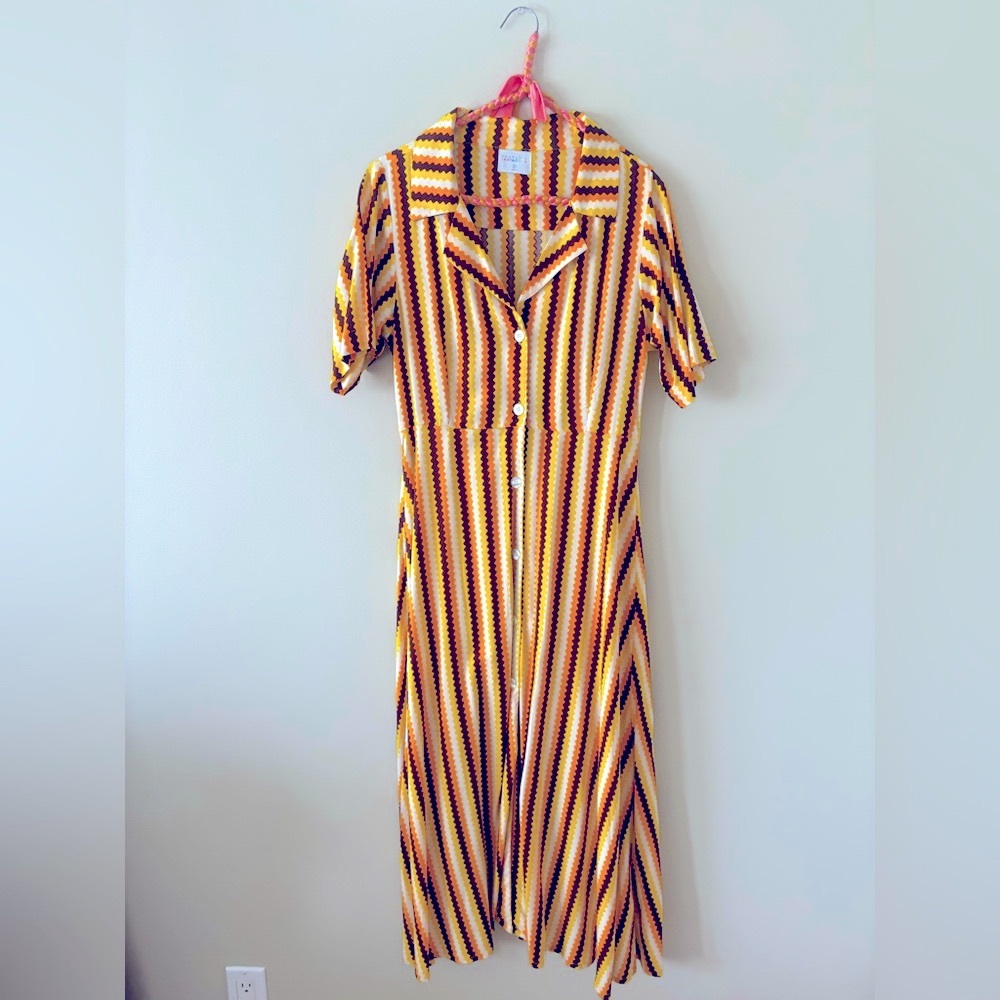 70s print button down midi